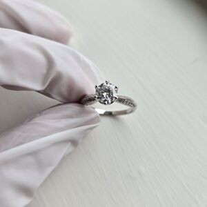 Elegant Silver Diamond Ring